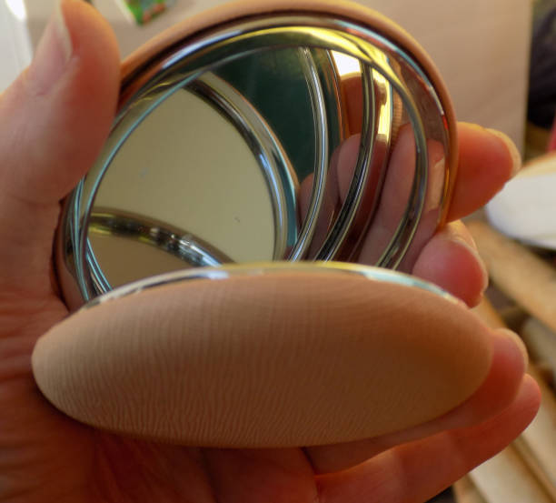 istock Reflection of two mirrors, one in the other 1249646336