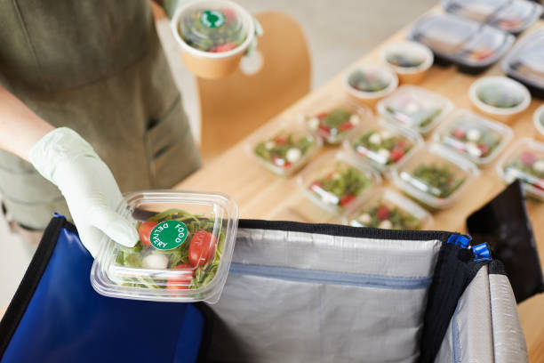istock Packing food in bag 1249717007