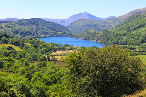 Lake Gwynant Lake Gwynant looking very blue in North Wales llyn gwynant stock pictures, royalty-free photos & images
