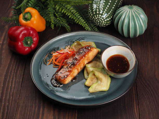 salmon with teriyaki sauce - main course salmon meal course imagens e fotografias de stock