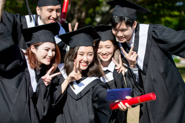 35,100+ Asian Graduation Stock Photos, Pictures & Royalty-Free Images ...