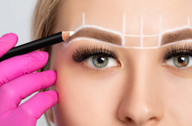 Maquillaje Permanente De Ojos - Banco de fotos e imágenes de stock - iStock