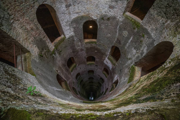 istock St. Patrick's Well, Saint Patrick's Ben-Italia 1249861506