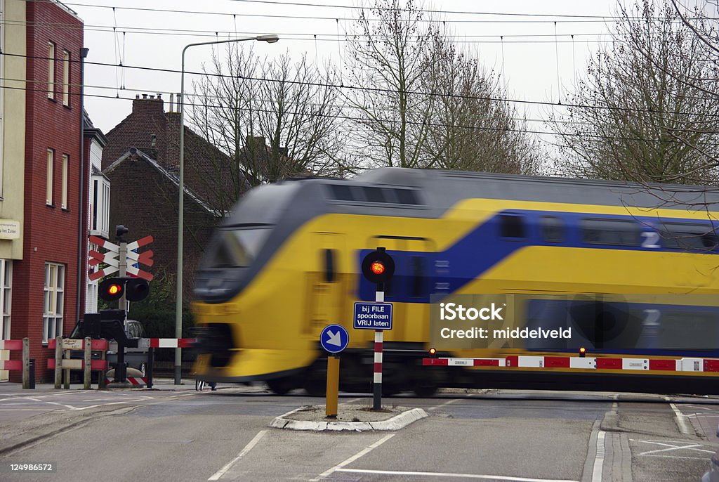 Pasando de tren - Foto de stock de Ciudad libre de derechos