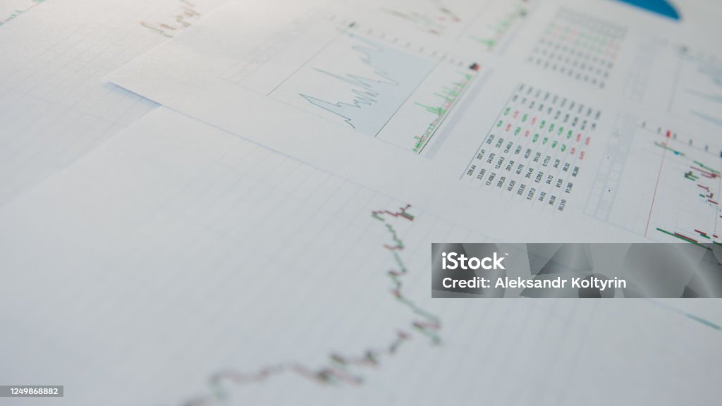 Investasi Di Bidang Sekuritas Konsep Laporan Keuangan Tabel Dan Grafik