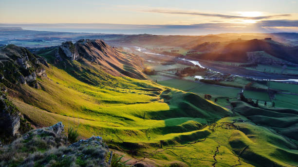 poranny widok z te mata peak, hawke's bay, nowa zelandia - nowa zelandia zdjęcia i obrazy z banku zdjęć