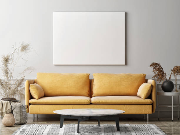 макет плаката в гостиной, желтый диван в богемном стиле - 2505 стоковые фото и изображения