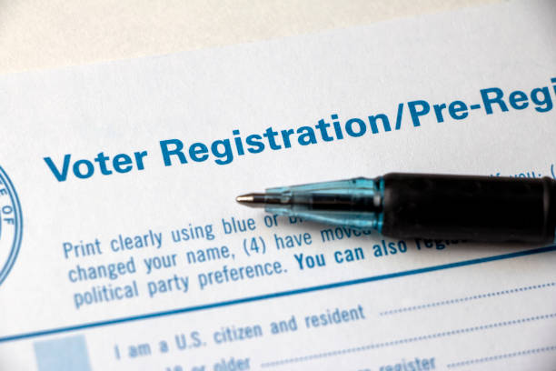 istock Heading of Voter Registration with pen 1250125268