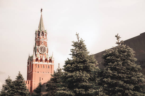 istock Moscow, Kremlin, Red Square, Spasskaya Tower 1250159137