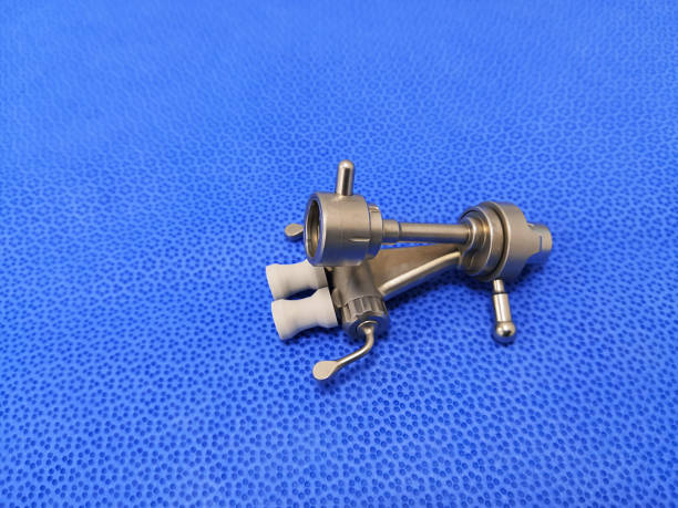 istock Medical Surgical Channel Bridge Connector 1250177047
