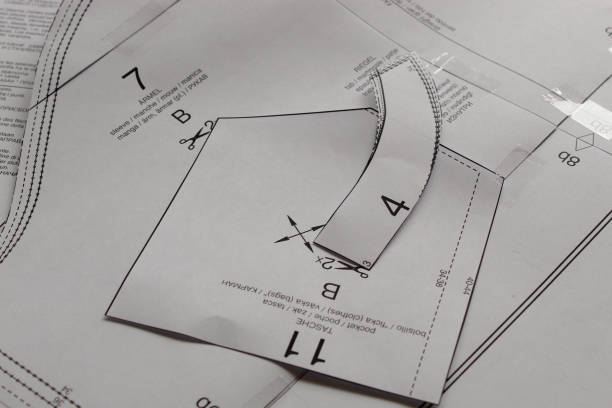 patrón de costura de cerca - sewing pattern fotografías e imágenes de stock