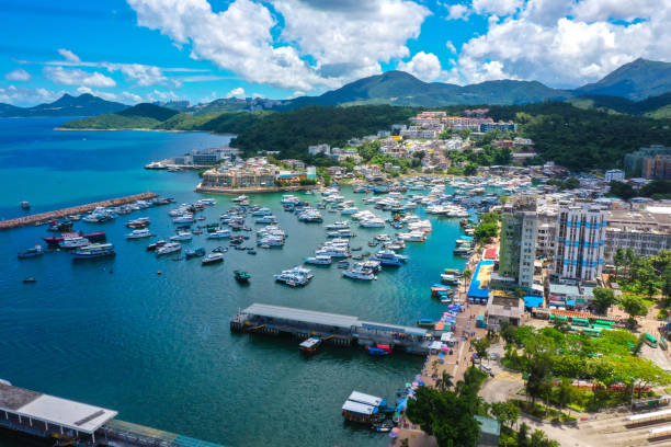 widok drona na półwysep sai kung, hongkong - hong kong sky blue bay zdjęcia i obrazy z banku zdjęć