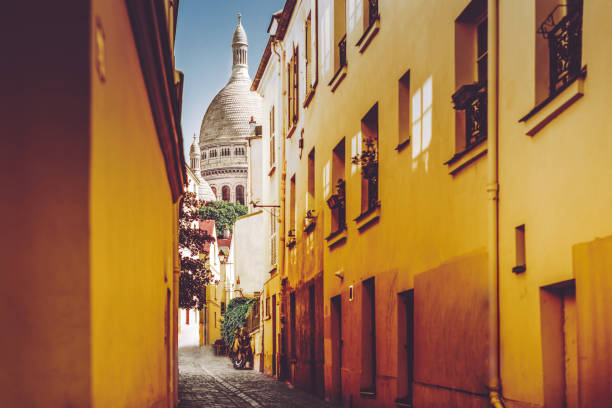 Montmartre in Paris Montmartre in Paris montmartre stock pictures, royalty-free photos & images