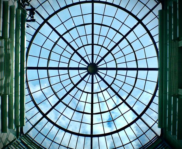парижский просвет - dome glass ceiling skylight стоковые фото и изображения