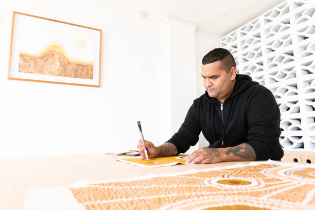 istock Indigenous Aboriginal Australian Artist 1250398306