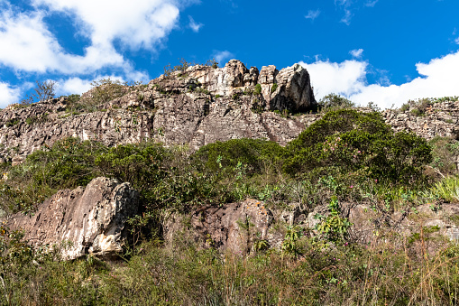 Rock formations of Serra do Espinhaço with rupestrian field vegetation, Diamantina, Minas Gerais, Brazil