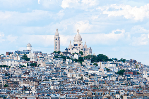 Paris: view on Sacré Coeur and Montmartre hill – View of the Sacré Coeur basilica and the Montmartre hill. Europe