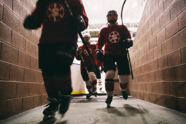 istock Woman Hockey Team 1250729725