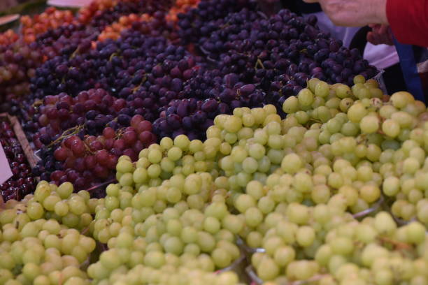 istock Sale of grapes 1250906671