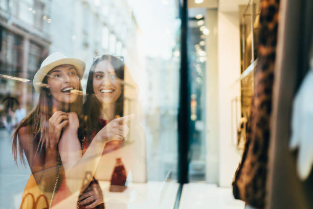 Girls on shopping