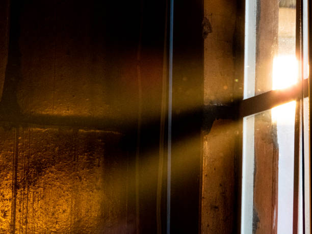 istock Sunset next to floors at home 1251062797