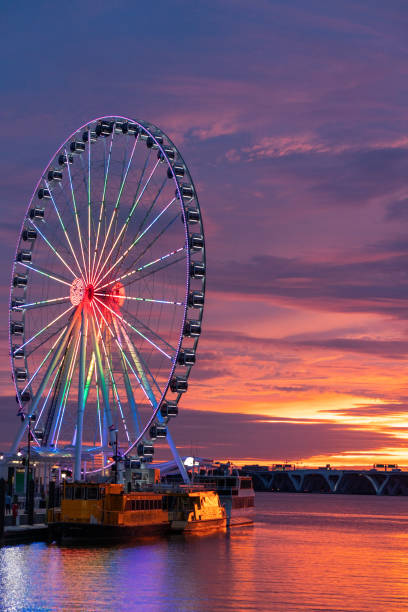 istock The wheel and the sunset 1251068611