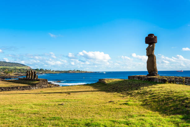 Easter Island, Moais in Ahu Vai Uri, Tahai Archaeological Complex, Rapa Nui National Park, Chile. South America.