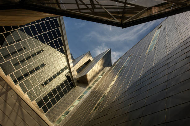 istock Building of contemporary architecture 1251171898