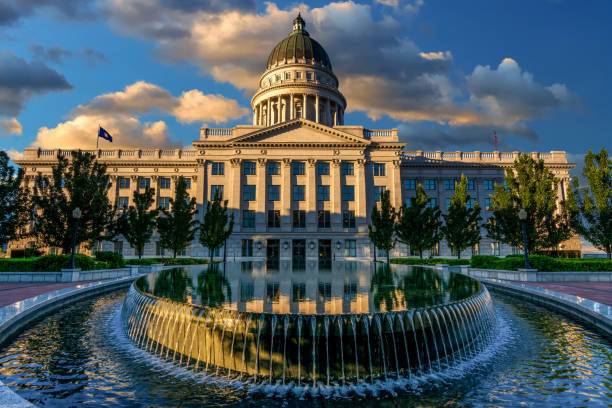 istock Fountain and Utah capital reflection morning 1251183160