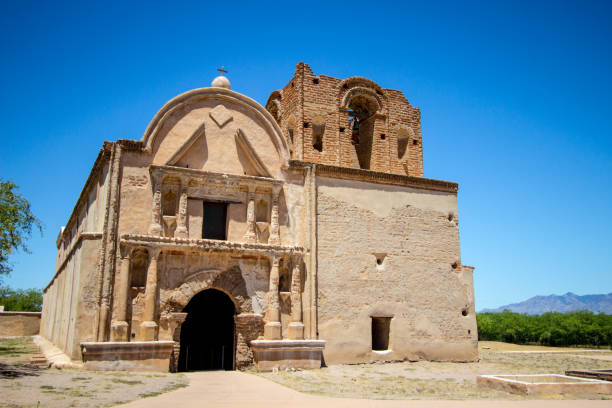 アリゾナ州の歴史的なトゥマカコリ伝道部 - tumacacori national historical park ストックフォトと画像