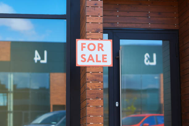 istock Offices for sale 1251286005