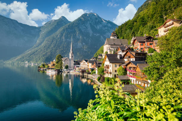istock Classic view of Hallstatt in summer, Austria 1251296221