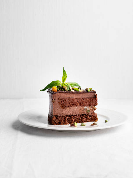 шоколадный торт, торт, ломтик теста, ломтик шоколадного торта - cake chocolate cake chocolate gateaux стоковые фото и изображения