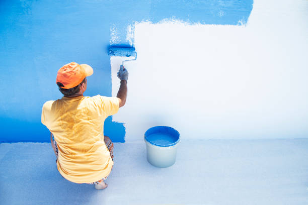 istock Painting the swimming pool 1251360866
