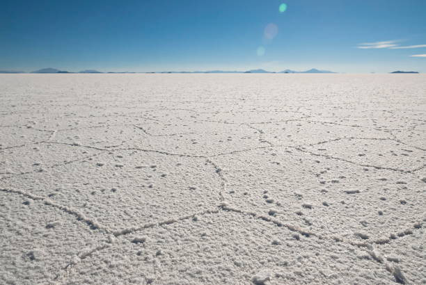 istock Flat salt desert Salar de Uyuni in Bolivia. 1251375091
