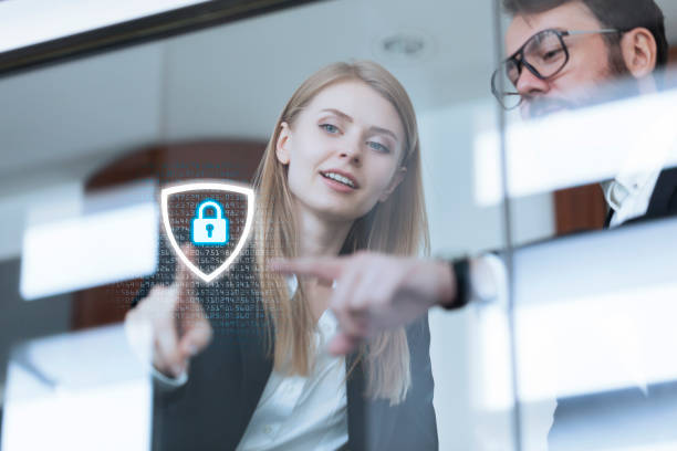 sistemi di sicurezza informatica per la rete aziendale - uniforme foto e immagini stock