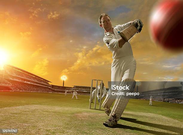 Cricket Schlagmann In Aktion Stockfoto und mehr Bilder von Cricket - Cricket, Cricket-Spieler, Cricket-Tor