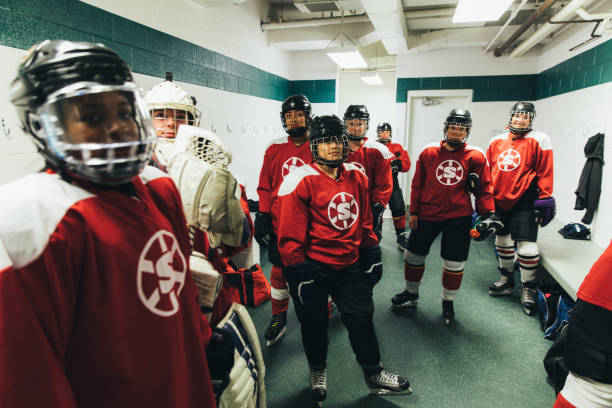 경기 전 여자 아이스하키 팀 - womens ice hockey 뉴스 사진 이미지