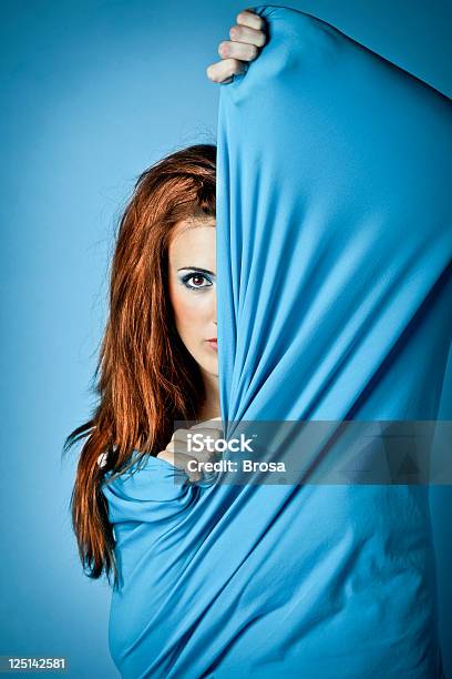 Foto de Disfarce Ou Refúgio e mais fotos de stock de Azul - Azul, Glamour, Camuflagem