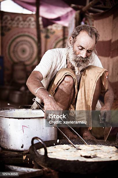 Indian Panqueques Foto de stock y más banco de imágenes de Crep - Crep, Preparación, Adulto