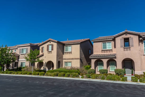 istock View of Neighborhood 1251435570