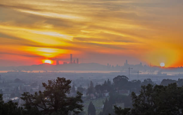 istock San Francisco Bay Area at Sunset 1251440573