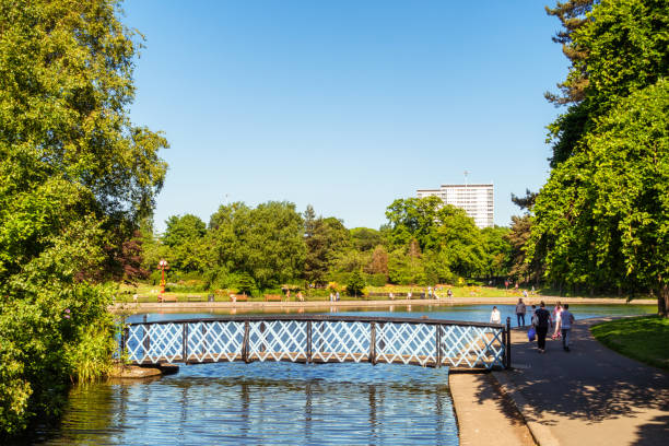 victoria park en glasgow - west end fotografías e imágenes de stock