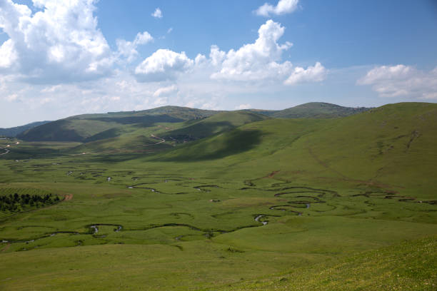 perşembe plateau w: ordu turkey - cumulus cloud lake water forest zdjęcia i obrazy z banku zdjęć