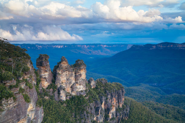 istock Three Sisters in the Blue Mountains 1251515713