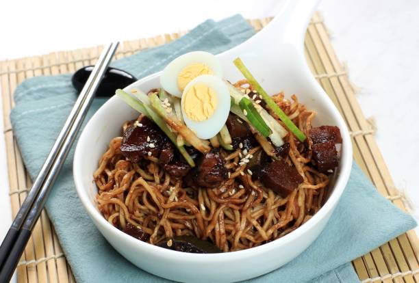 istock Jajangmyeon or JJajangmyeon 1251613648