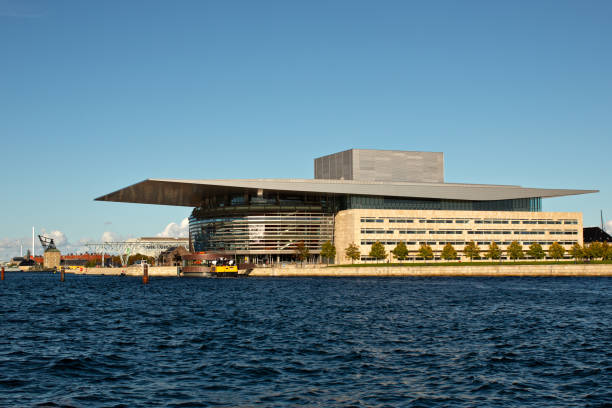 il royal danish opera house. - copenhagen opera denmark opera house foto e immagini stock