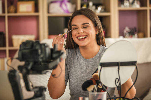 istock Getting your make-up ready for the photo shoot session 1251693264