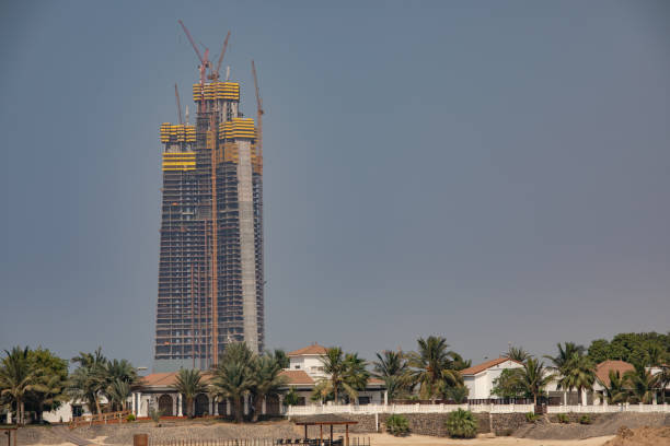 ksa . new tower . under construction kingdom tower, jeddah, saudi arabia, - jiddah imagens e fotografias de stock