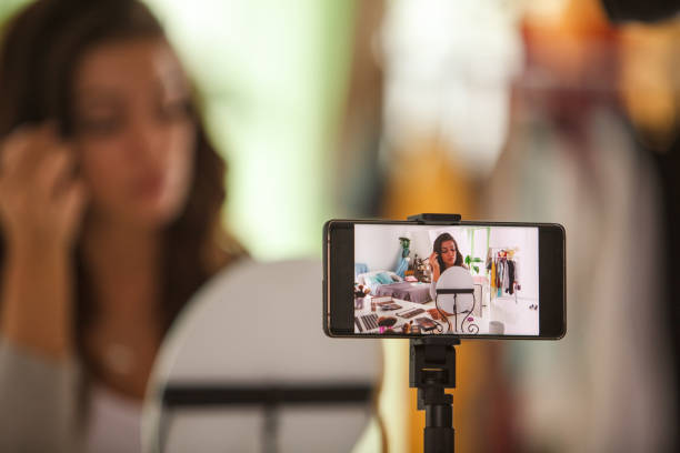 istock Time to record your online community 1251922182